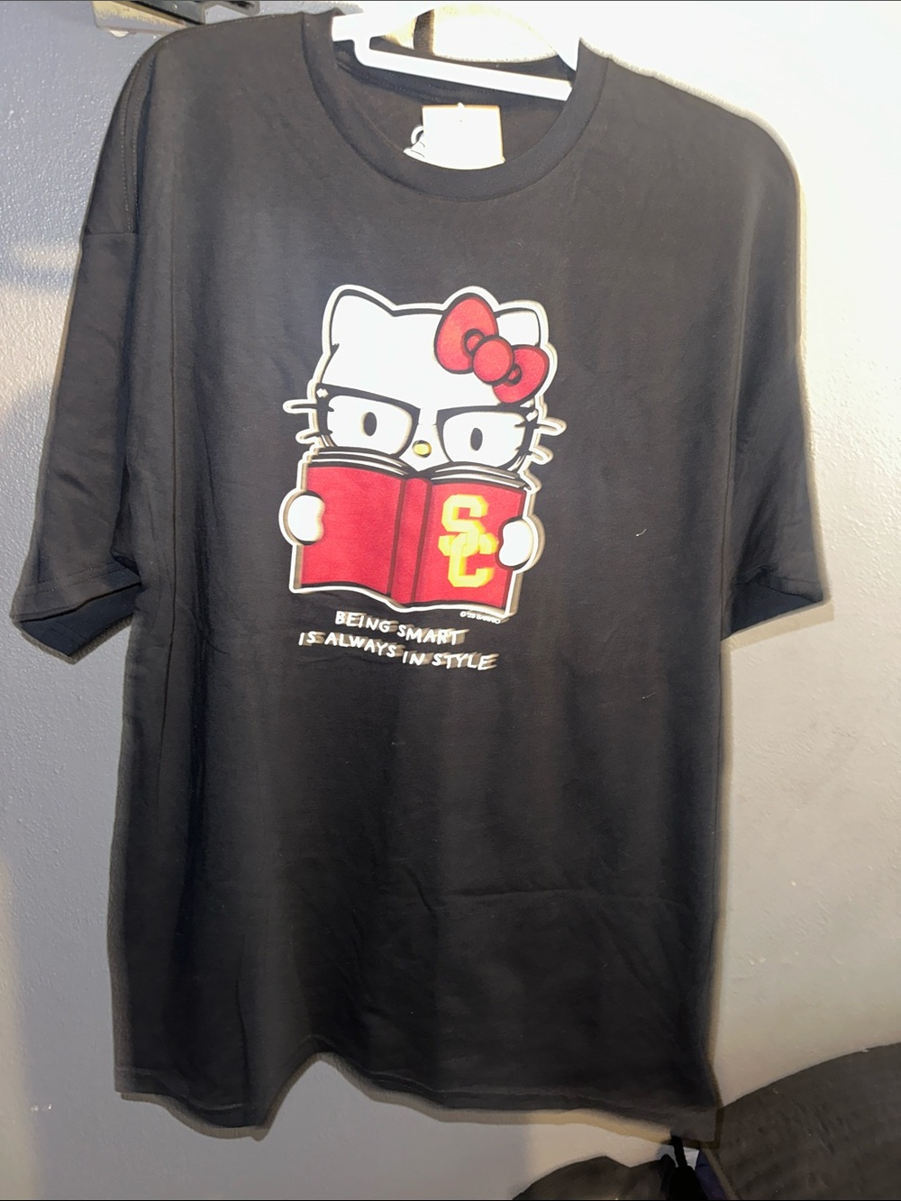 Hello Kitty Black women Graphic Tee - Red Accent